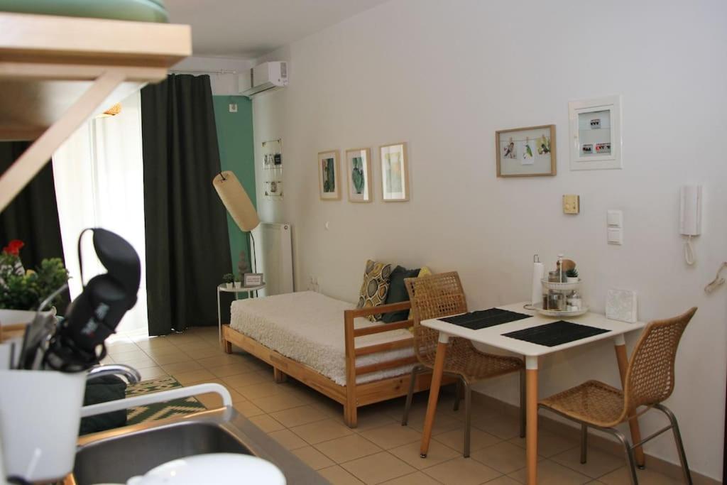 Comfy City Hideaway Kalamata Exterior photo