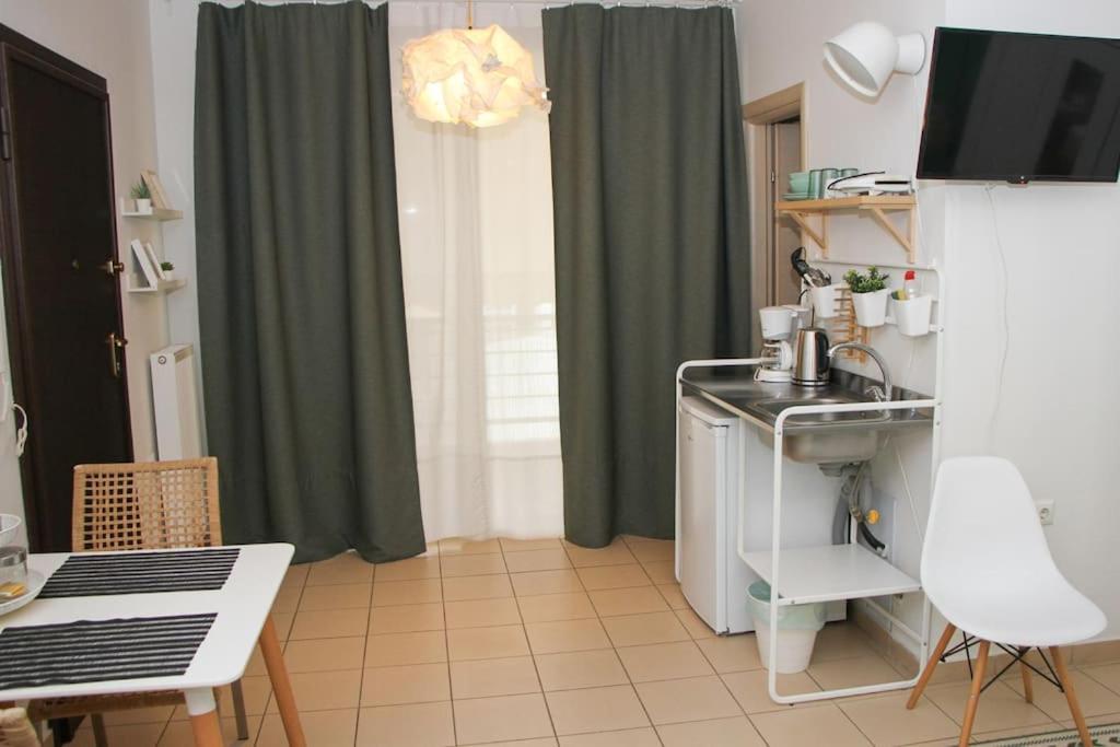 Comfy City Hideaway Kalamata Exterior photo